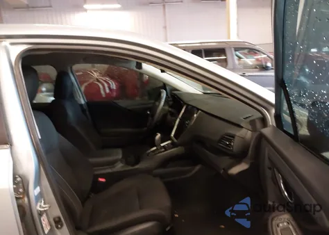 2020 Subaru Legacy Premium из США, поврежденный, VIN 4S3BWAC61L3013940